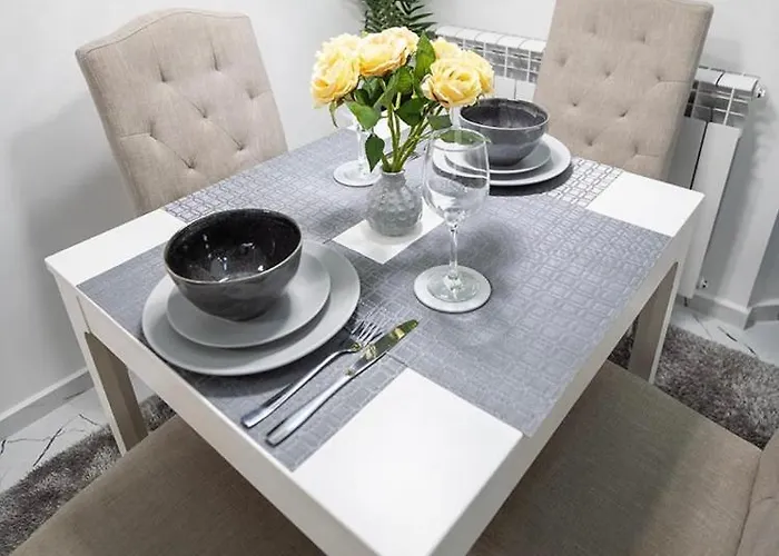 & Free Parking Daire