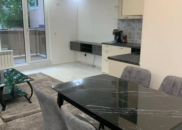 & Free Parking Apartament